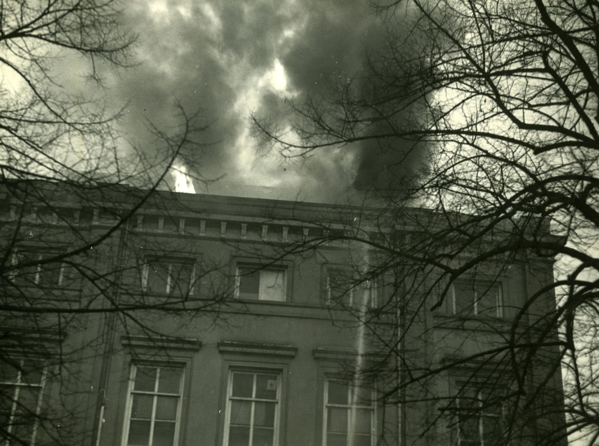 Brand in de Arnhemse schouwburg, 1934